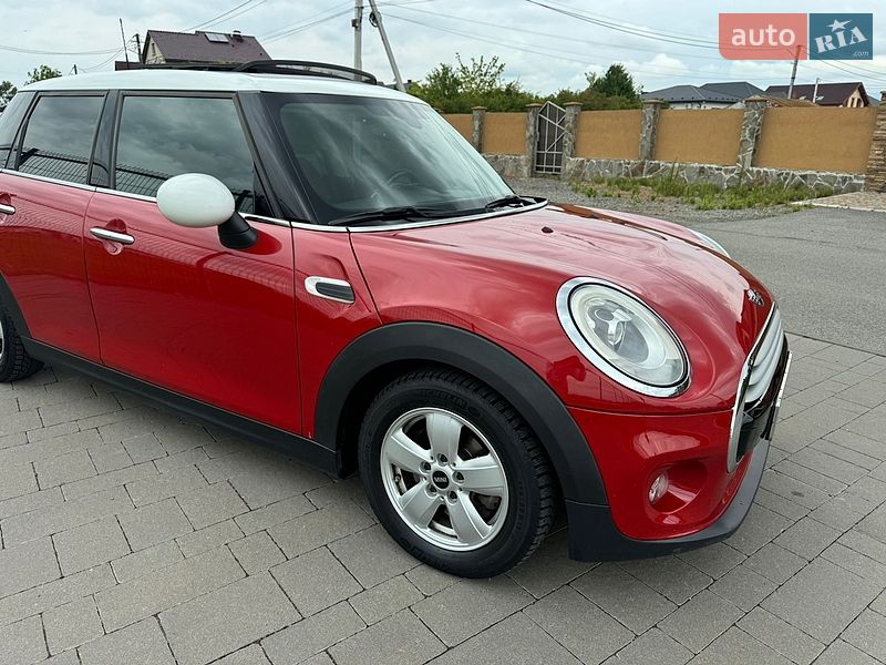 Хэтчбек MINI Cooper 2014 в Ужгороде
