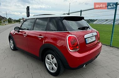 Хэтчбек MINI Cooper 2014 в Ужгороде