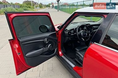Хэтчбек MINI Cooper 2014 в Ужгороде