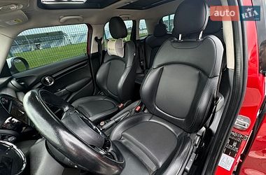 Хэтчбек MINI Cooper 2014 в Ужгороде