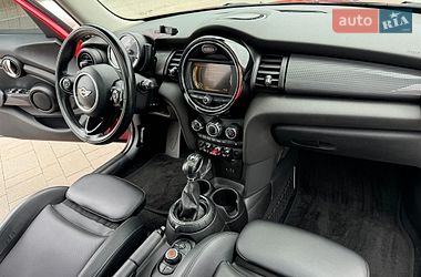 Хэтчбек MINI Cooper 2014 в Ужгороде