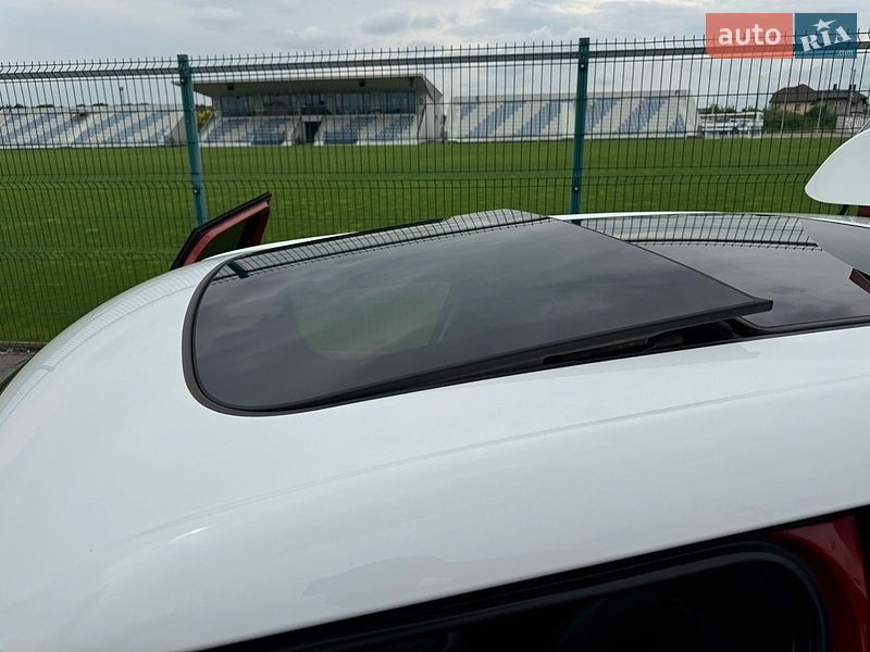 Хэтчбек MINI Cooper 2014 в Ужгороде