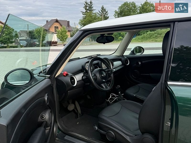 Хетчбек MINI Cooper 2013 в Львові