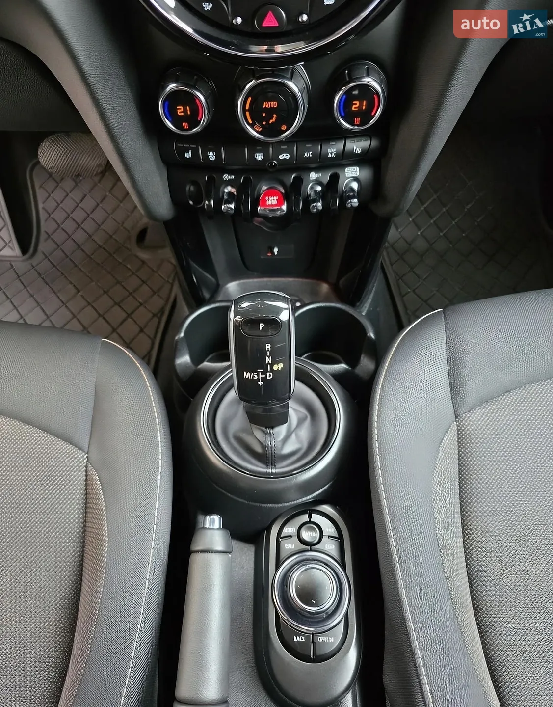 2023 MINI Cooper - мініатюра 22