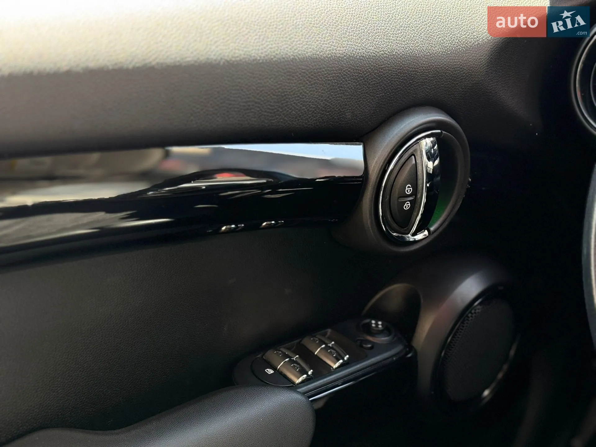 2020 MINI Cooper - мініатюра 10