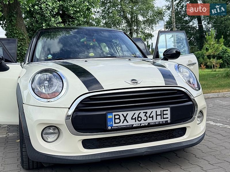 Хетчбек MINI Cooper 2015 в Хмельницькому