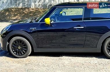 Хетчбек MINI Cooper 2023 в Києві