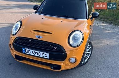 Хэтчбек MINI Cooper 2015 в Тернополе Хэтчбек MINI Cooper 2015 в Тернополе
