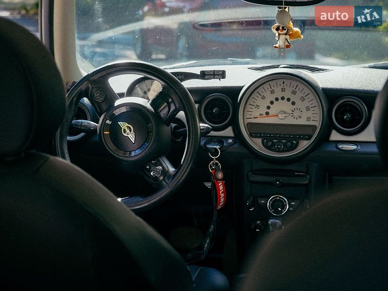 Хетчбек MINI Cooper 2012 в Києві