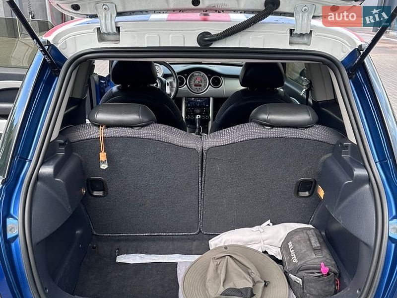 Хетчбек MINI Cooper 2002 в Києві