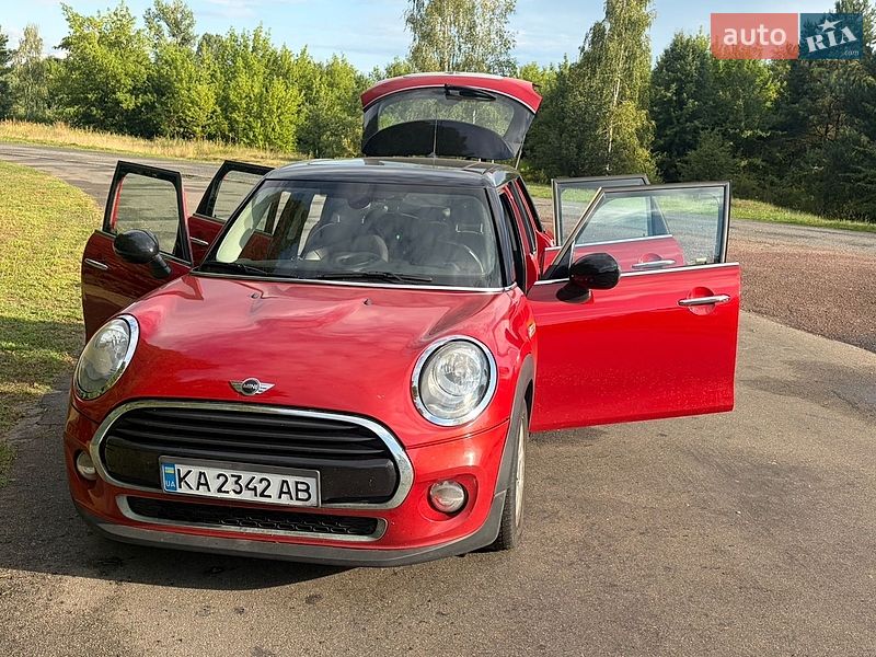 Хетчбек MINI Cooper 2015 в Києві