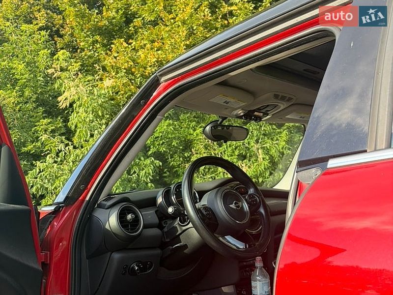 Хетчбек MINI Cooper 2015 в Києві