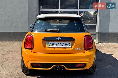 Хэтчбек MINI Cooper 2015 в Киеве