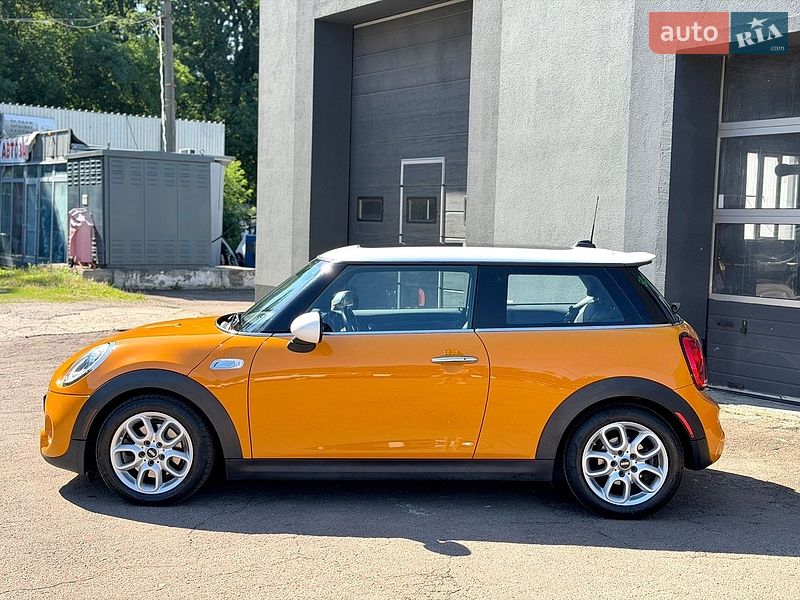 Хэтчбек MINI Cooper 2015 в Киеве