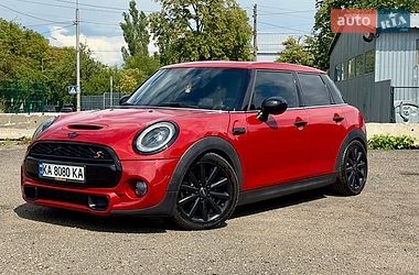 Хетчбек MINI Cooper 2016 в Києві