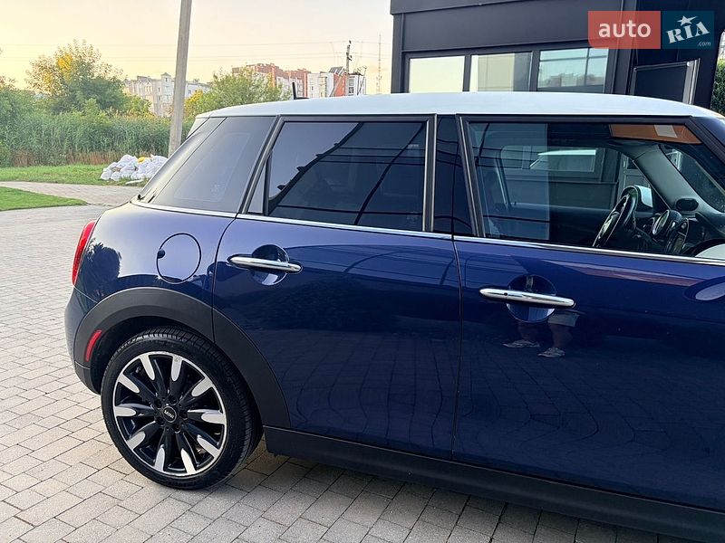 Хетчбек MINI Cooper 2016 в Хмельницькому