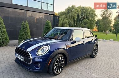 Хетчбек MINI Cooper 2016 в Хмельницькому