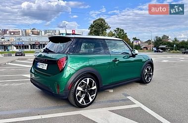 Хетчбек MINI Cooper 2024 в Києві