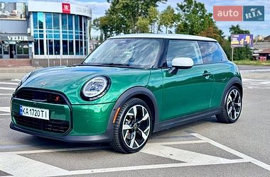 mini cooper 2024 в Киев от профессионального продавца Артур