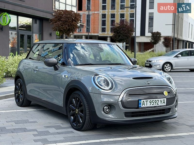 Хэтчбек MINI Cooper 2021 в Городке