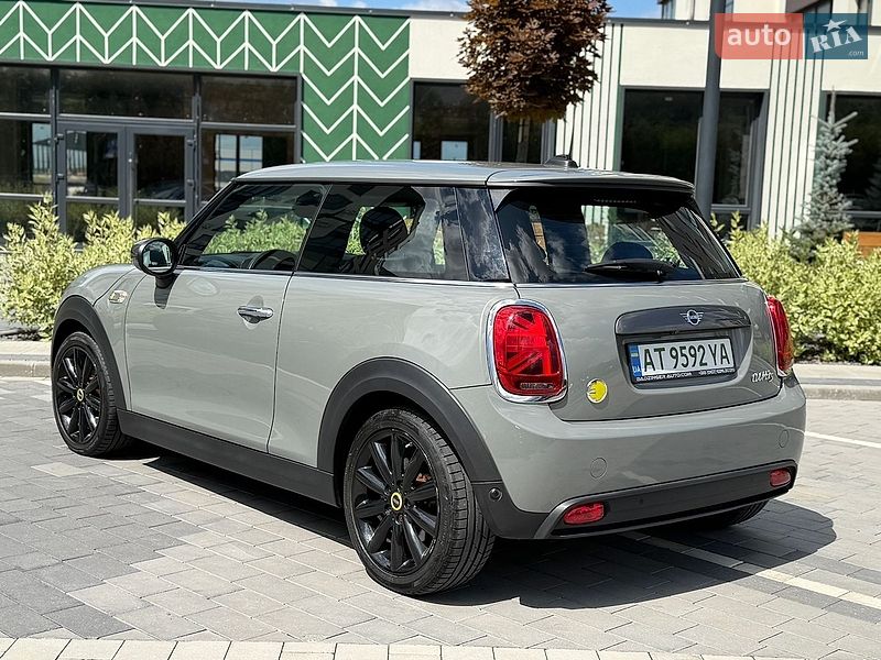 Хэтчбек MINI Cooper 2021 в Городке