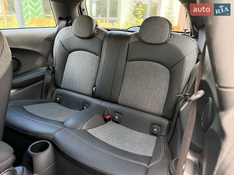 Хэтчбек MINI Cooper 2021 в Городке