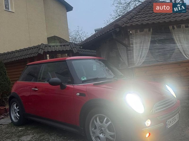 Хетчбек MINI Cooper 2003 в Житомирі