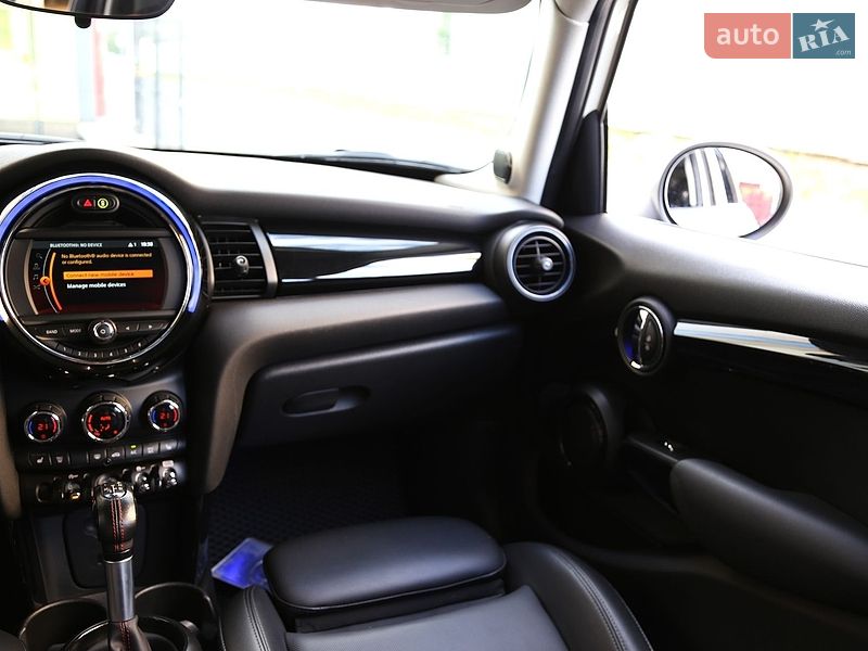 Хэтчбек MINI Cooper 2018 в Киеве