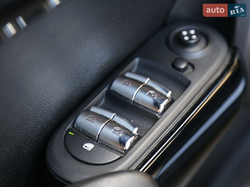 Хэтчбек MINI Cooper 2018 в Киеве