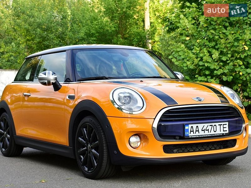 Хетчбек MINI Cooper 2017 в Києві