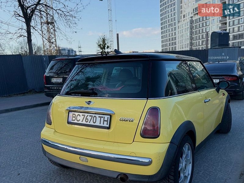 Хетчбек MINI Cooper 2002 в Львові