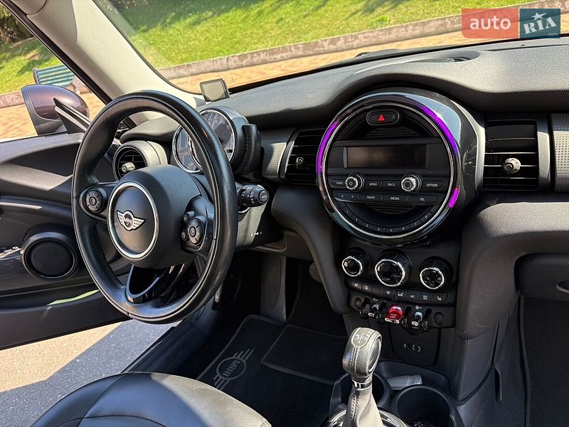 Хетчбек MINI Cooper 2015 в Одесі