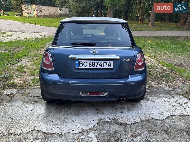 Хэтчбек MINI Cooper 2011 в Киеве