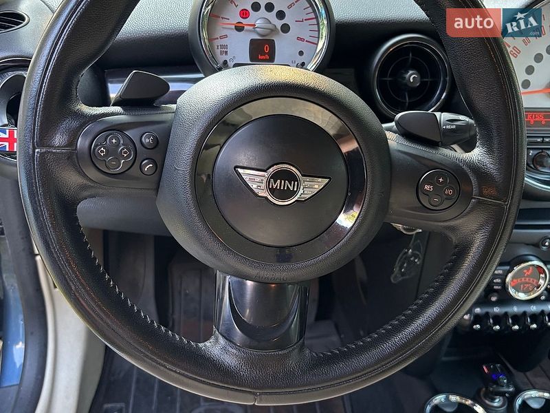 Хэтчбек MINI Cooper 2011 в Киеве