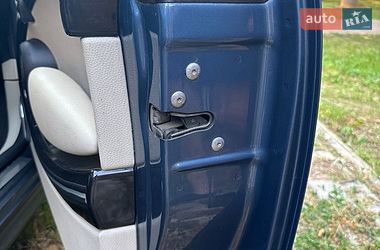 Хэтчбек MINI Cooper 2011 в Киеве