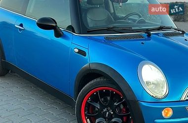 Хэтчбек MINI Cooper 2003 в Черновцах