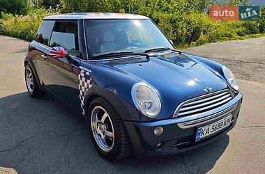 Хэтчбек MINI Cooper 2006 в Киеве