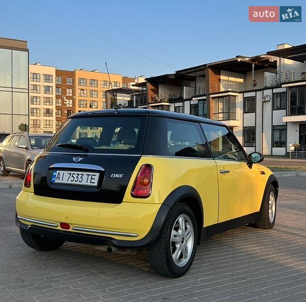 Хетчбек MINI Cooper 2005 в Рівному