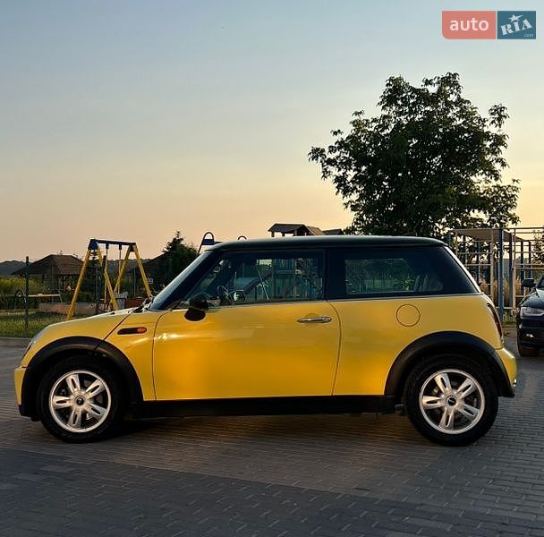 Хетчбек MINI Cooper 2005 в Рівному