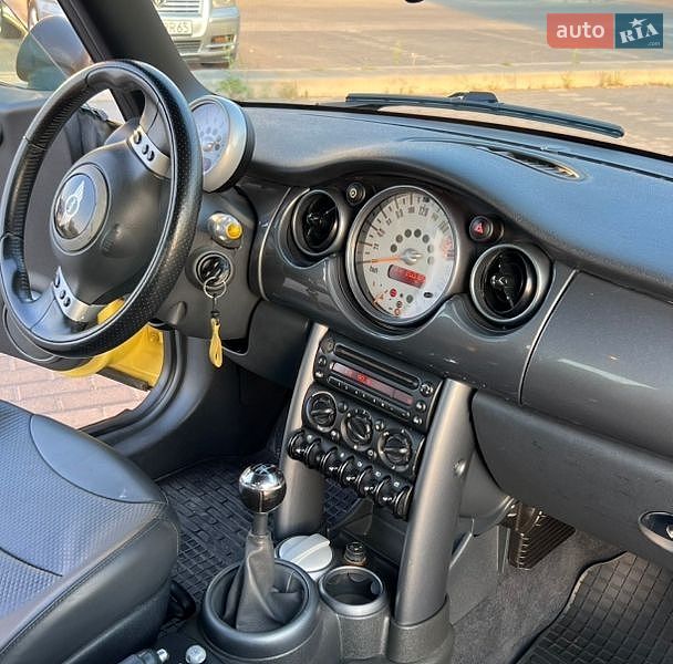 Хетчбек MINI Cooper 2005 в Рівному
