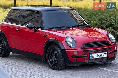 Хэтчбек MINI Cooper 2003 в Ивано-Франковске