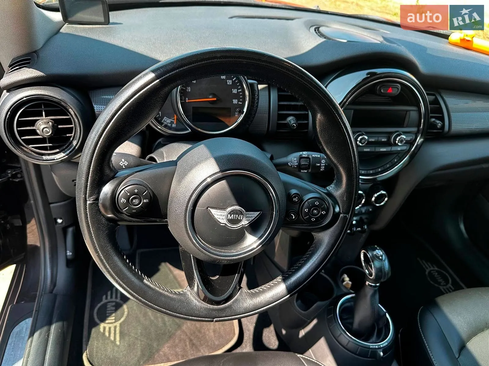 2015 MINI Cooper - мініатюра 22