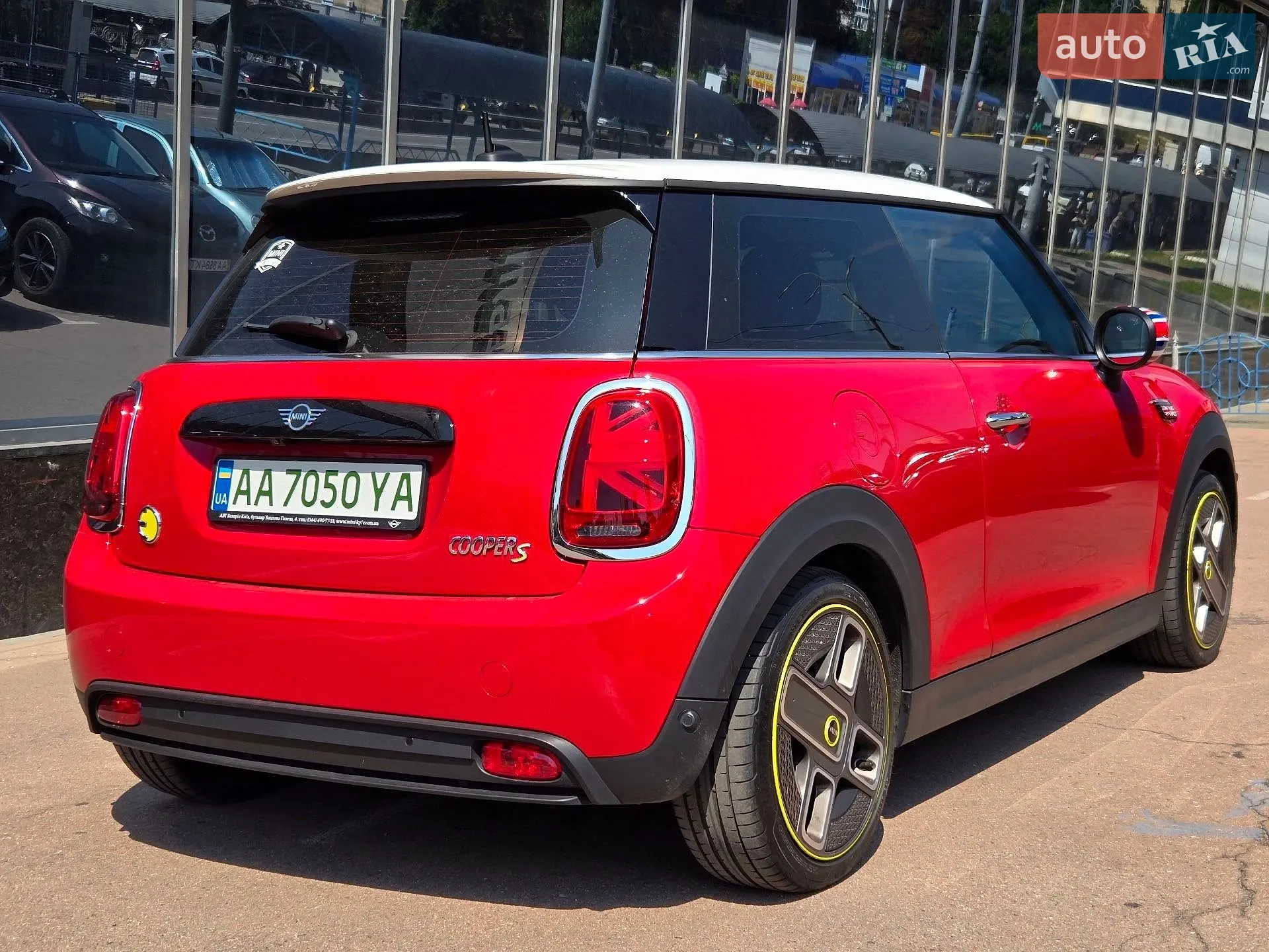 2023 MINI Cooper - мініатюра 4