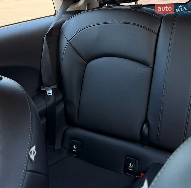 Хэтчбек MINI Cooper 2015 в Киеве