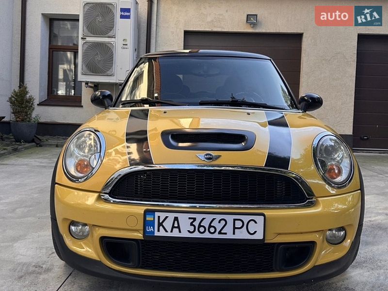 Хетчбек MINI Cooper 2009 в Києві