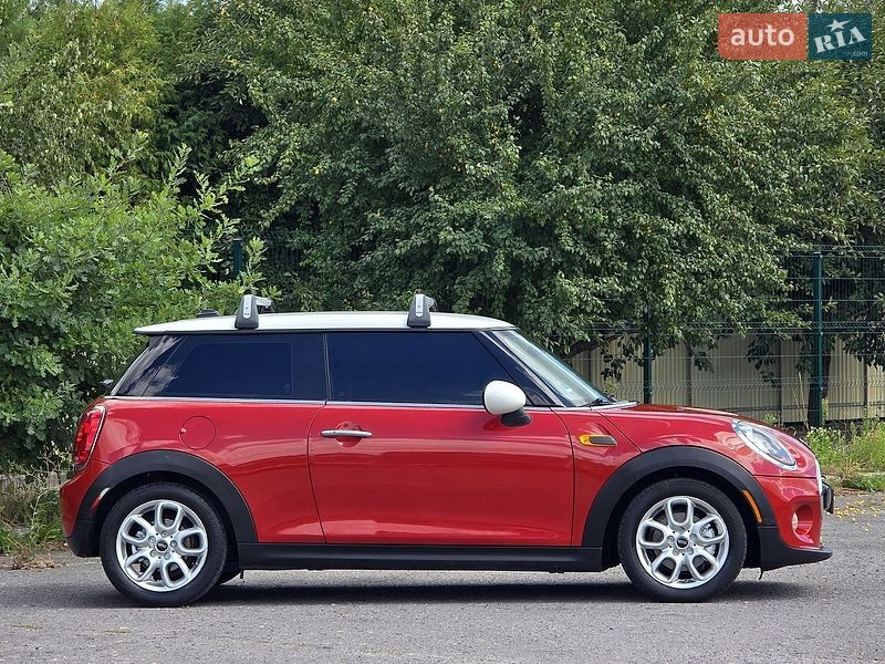 Хетчбек MINI Cooper 2016 в Хмельницькому
