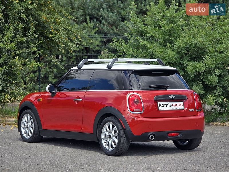 Хетчбек MINI Cooper 2016 в Хмельницькому