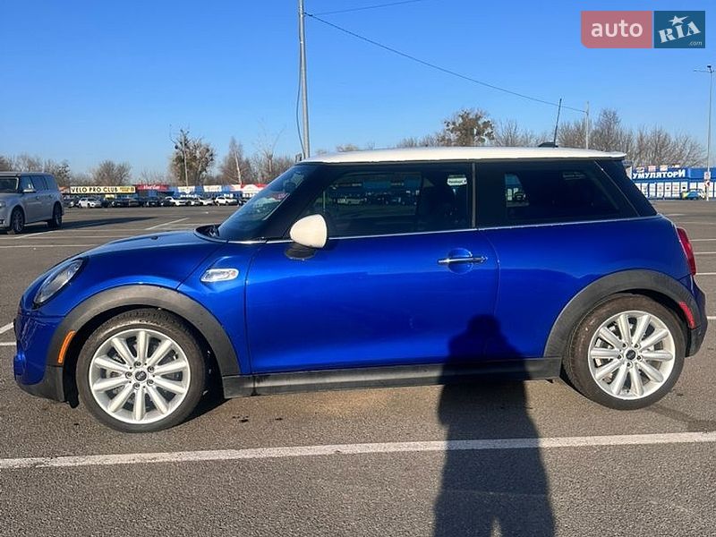 Хэтчбек MINI Cooper 2019 в Киеве