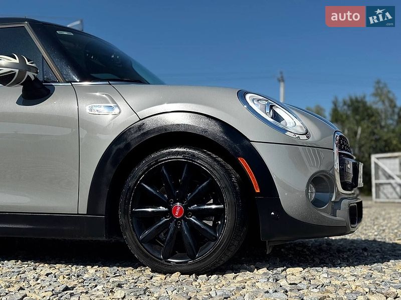 Хэтчбек MINI Cooper 2017 в Ивано-Франковске