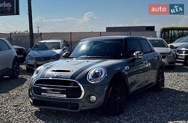 Хэтчбек MINI Cooper 2017 в Ивано-Франковске